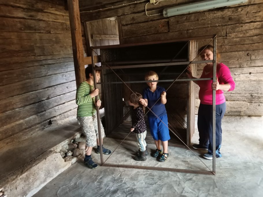 08/21: Zirkuslager einrichten